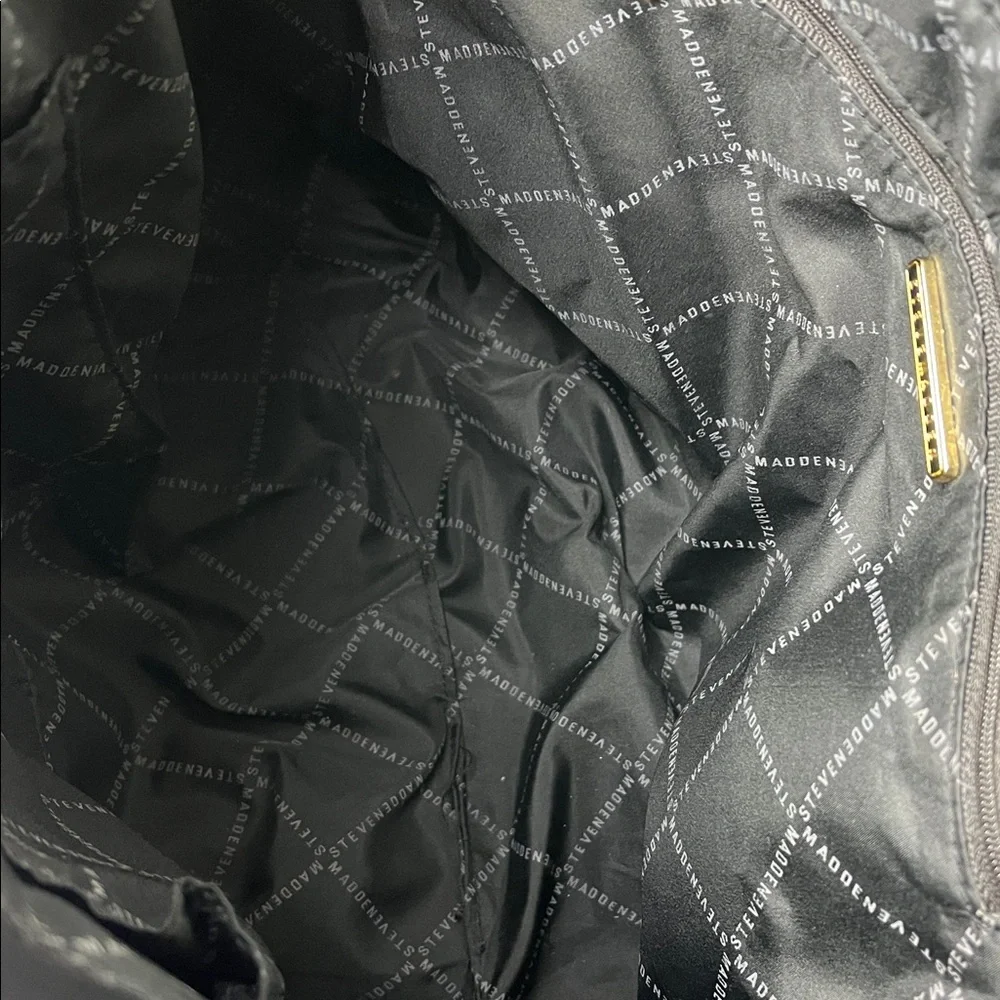 Steven Madden BJEWEL Woven Tote Bag with Air Pod Case/Coin Purse